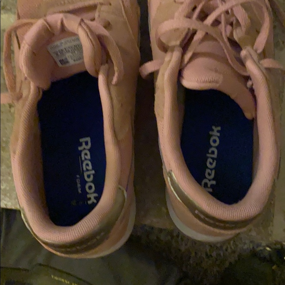 Pink Reebok sneakers - Picture 5 of 5